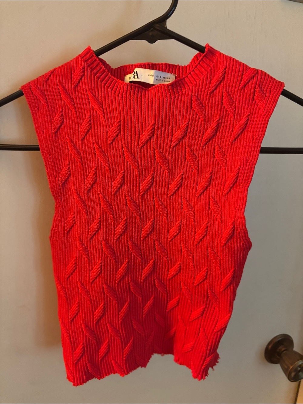 Zara Red Sleeveless Cable-Knit Tank